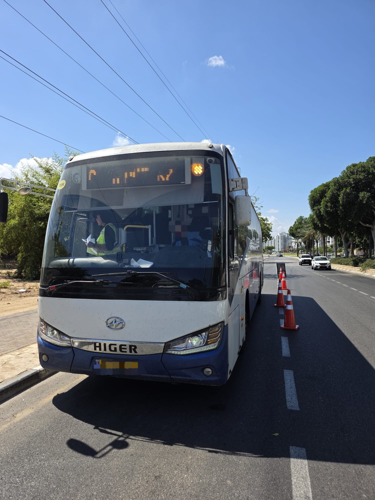 רגע לפני פתיחת שנת הלימודים: 15 רכבי הסעות ואוטובוסים הורדו מהכביש באשקלון